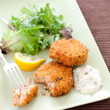 Wine underwriter sfs best crispy salmon cakes bw 17 article