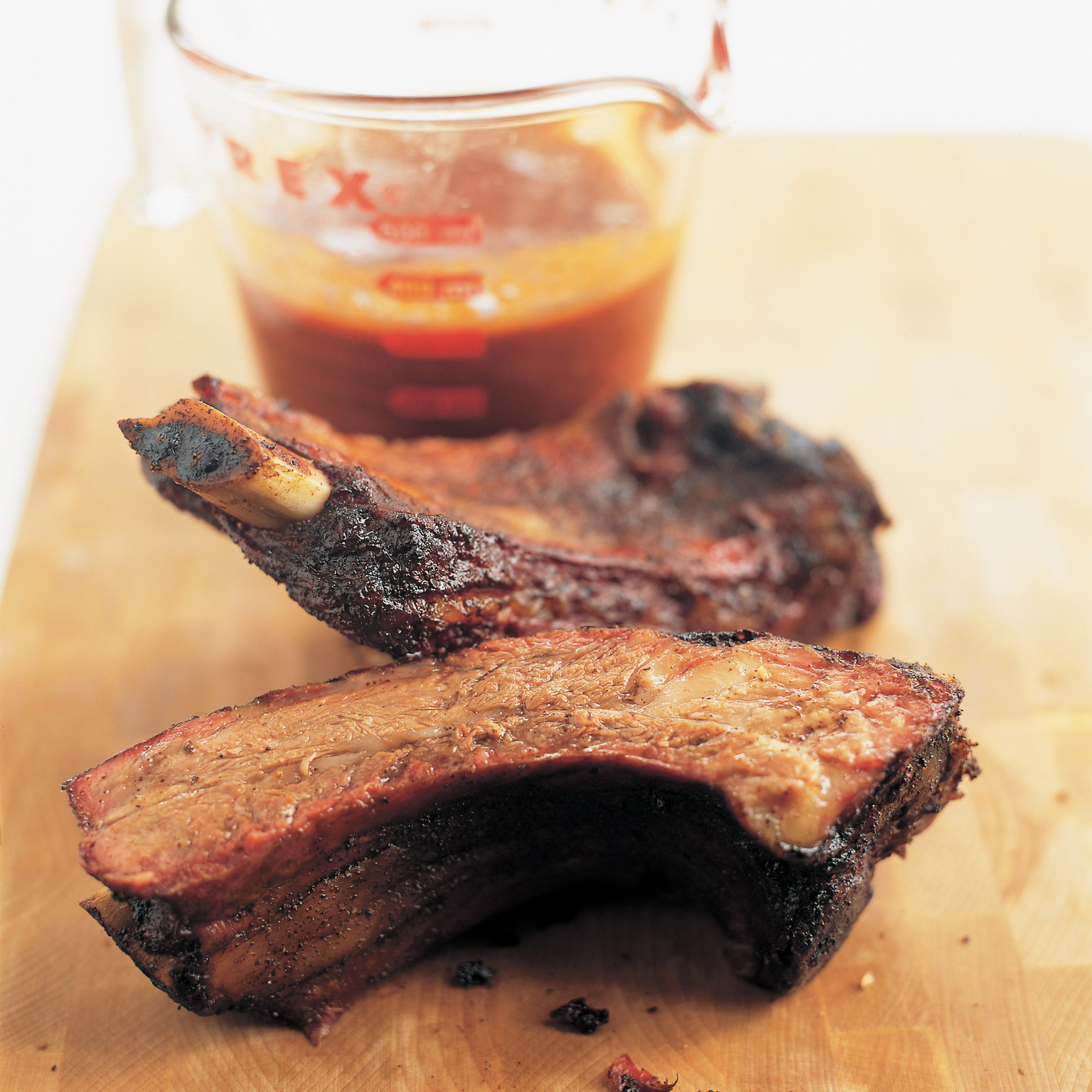 Texas-Style Barbecued Beef Ribs on a Gas Grill