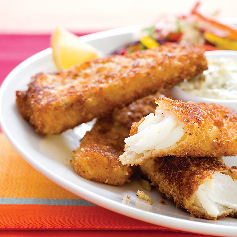 Crispy Fish Sticks With Tartar Sauce