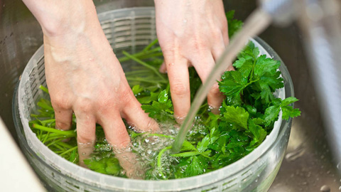 Image: https://d3cizcpymoenau.cloudfront.net/images/21657/salsaverde_2_480.jpg