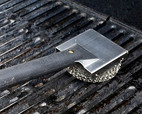 6. CLEAN GRILL GRATE